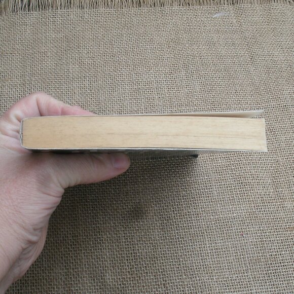 Ghost Stories of the Maritimes by Vernon Oickle paperback - Picture 5 of 16